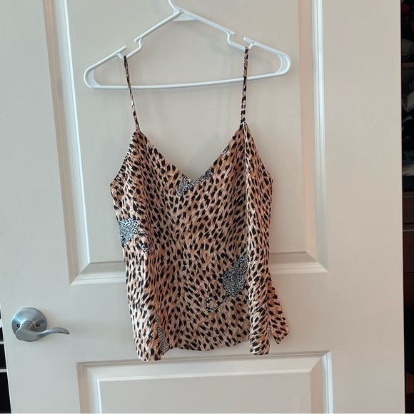 L'AGENCE Jane V Neck Cheetah Silk Camisole Animal Print Tank Top XS NwT - Picture 1 of 14